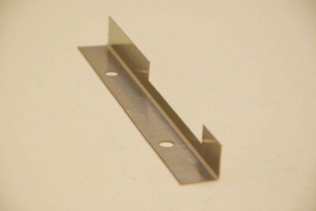 BAFFLE, END (NOTCHED)